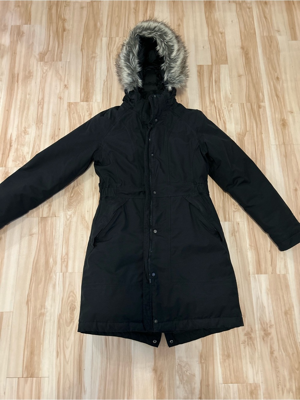 The North Face Black Hooded Faux-Fur Trim Puffer Parka